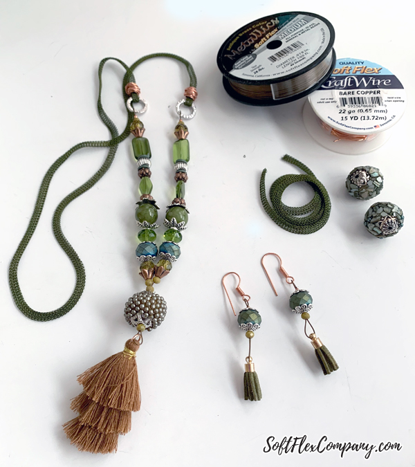 Make Bead Jewelry with 2020 Fall/Winter Pantone Color-Military