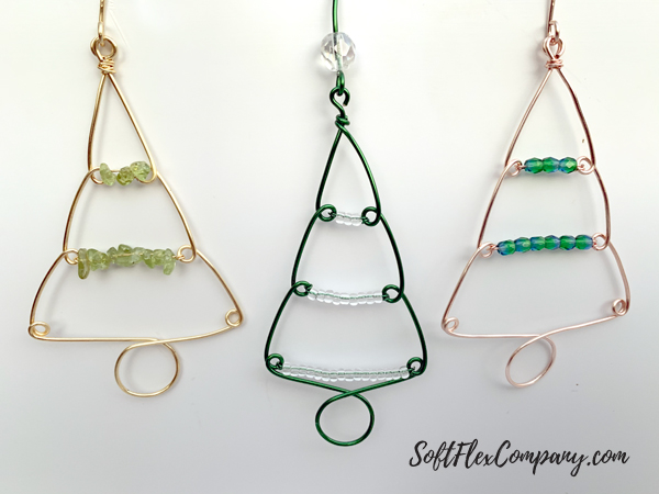 Beaded Holiday Wire Tree Ornament by Sara Oehler