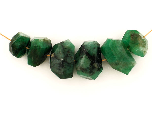 Green Emerald Side Drill Simple Cut Nugget Beads