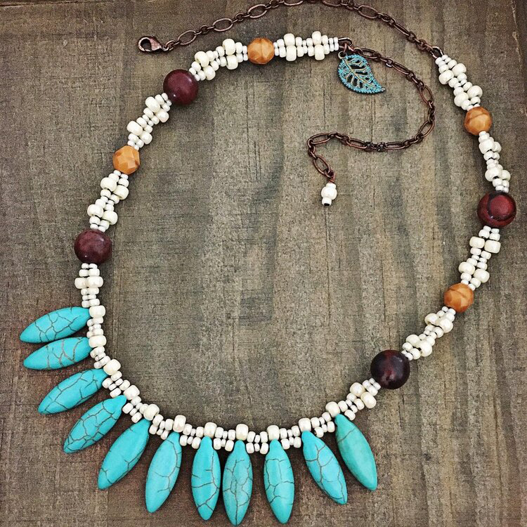 Wavy Herringbone Stitch Necklace by Danielle Wickes Wavy Herringbone Stitch Necklace by Danielle Wickes