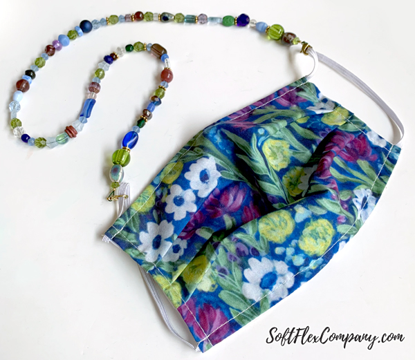Beaded Face Mask Chain Lanyard by Kristen Fagan Beaded Face Mask Chain Lanyard by Kristen Fagan