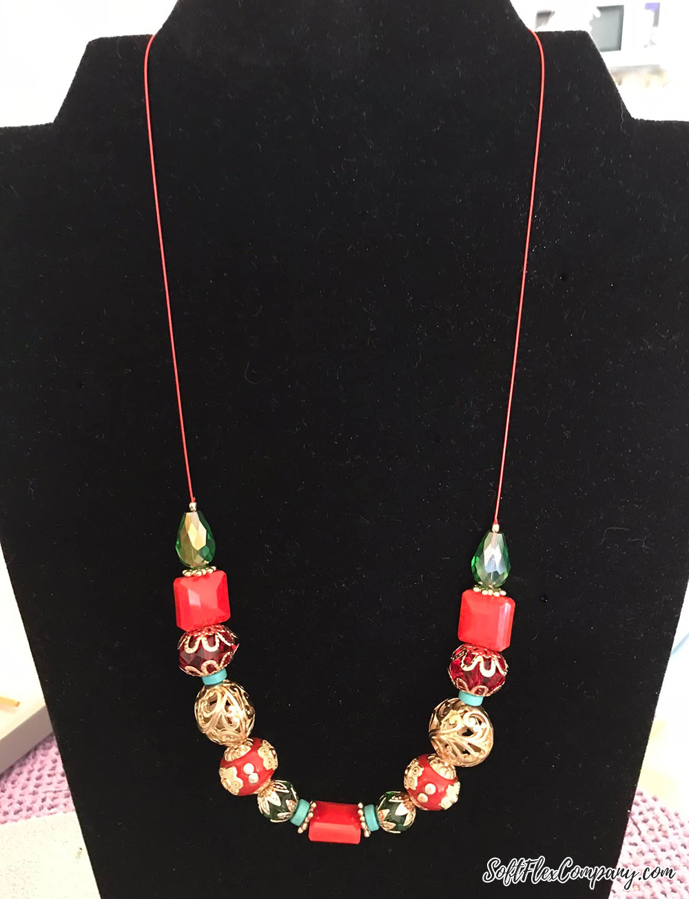 Retro Christmas Jewelry by Elaine Johnson