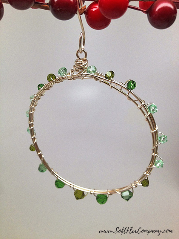 Beaded Wire Wreath Ornament 