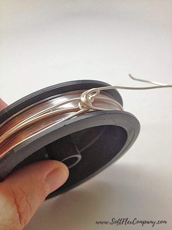 Craft Wire Shaped Loop On Soft Flex Spool