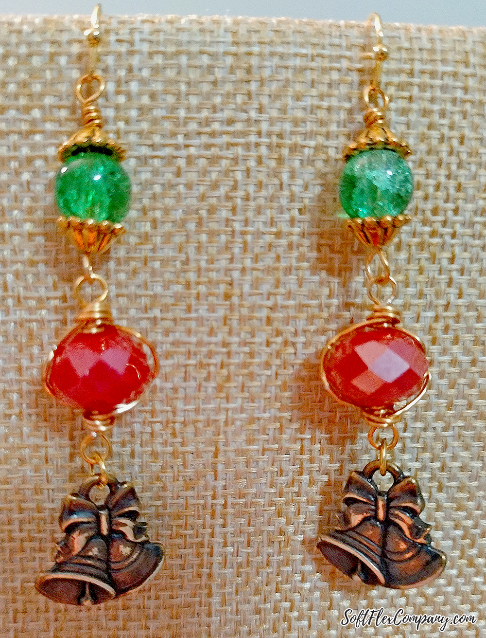Retro Christmas Jewelry by Gale Loder