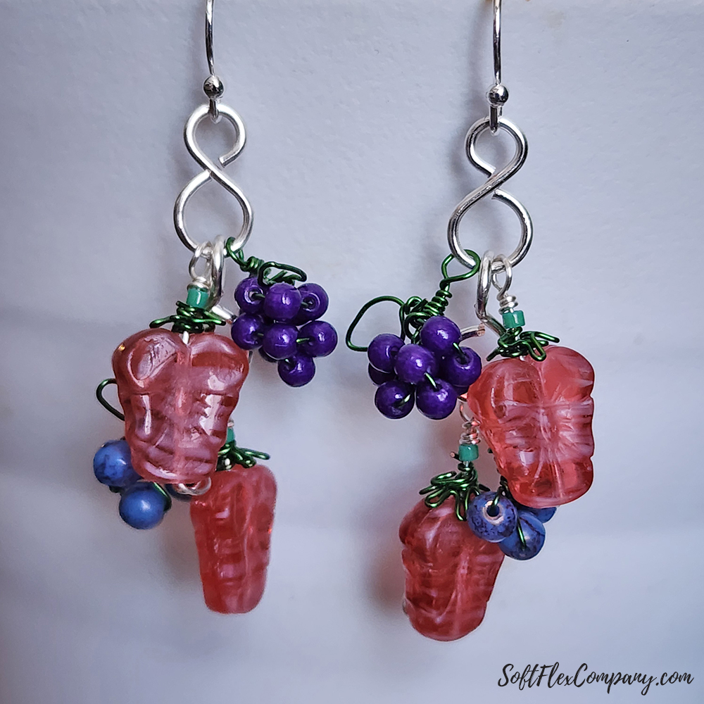 Craft Wire Strawberry & Blueberry Dangles by Joyce Trowbridge