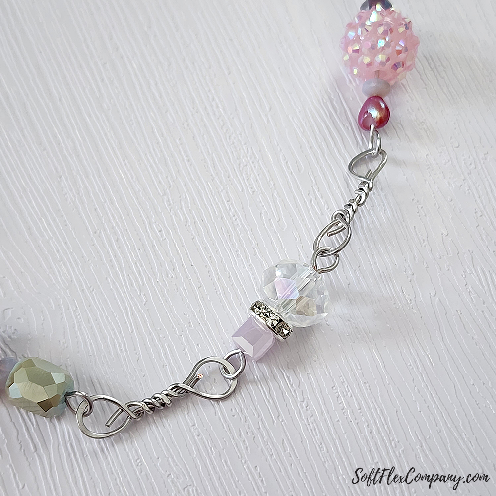 Wire Wrapped Links With Craft Wire by Joyce Trowbridge