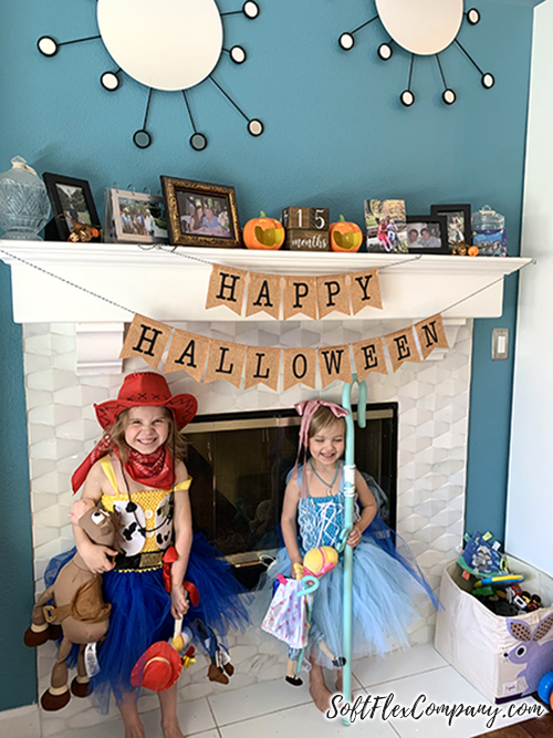 Evelyn & Hazel Oehler in their Halloween Costumes for 2020