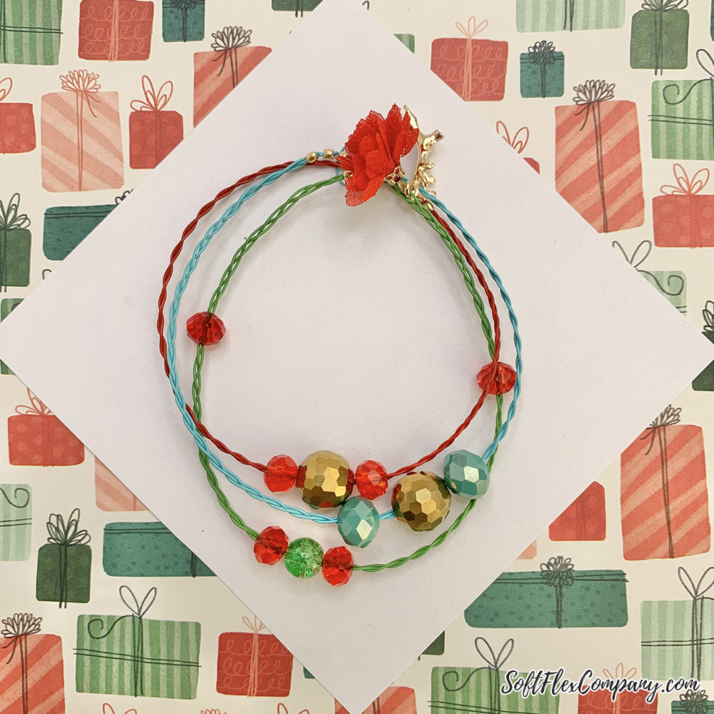 Retro Christmas Bracelet by Sara Oehler