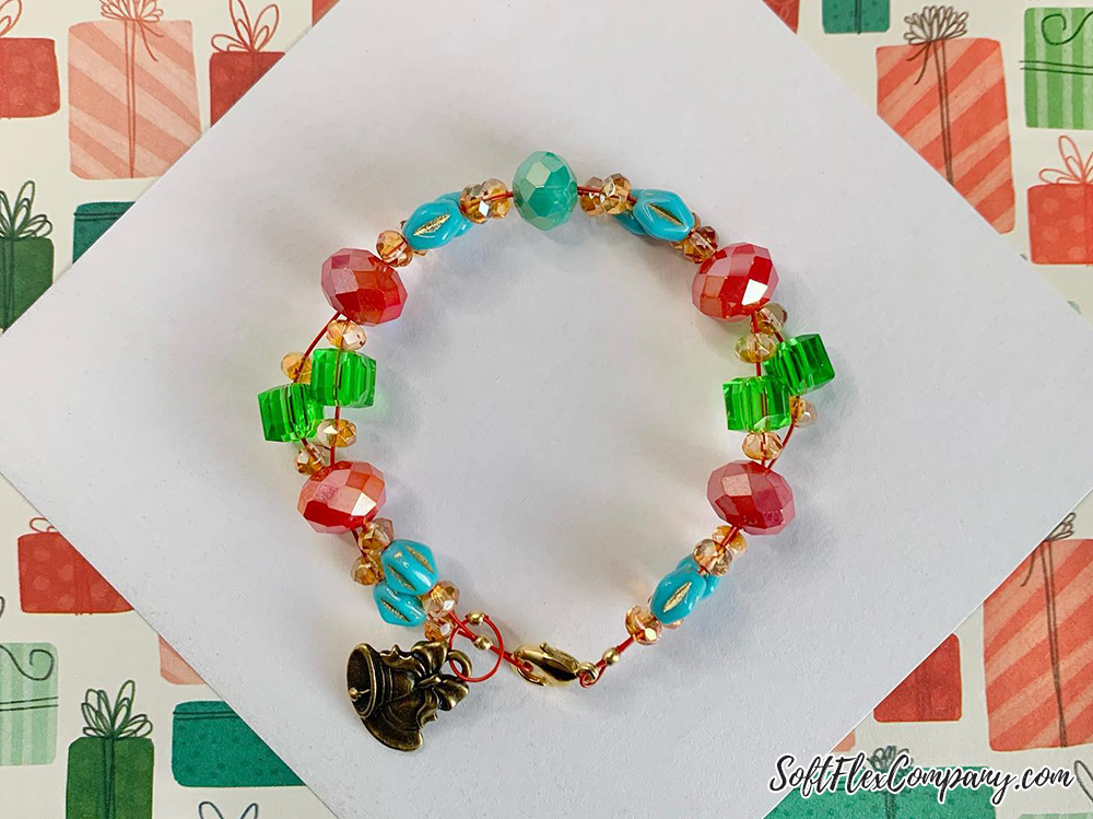 Retro Christmas Bracelet by Sara Oehler