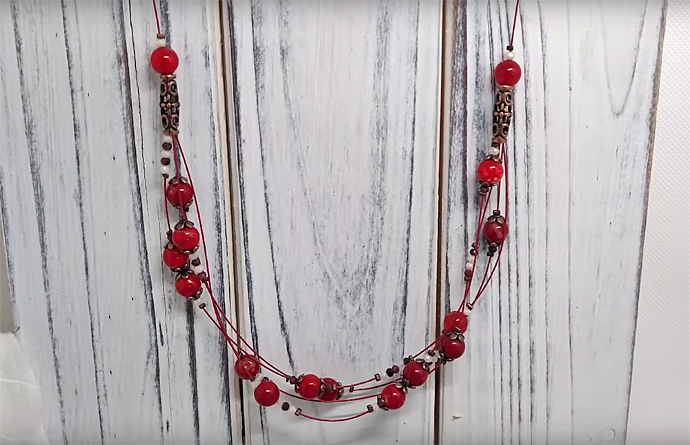 Floating Bead Necklace using Soft Flex Beading Wire by Wendy Whitman